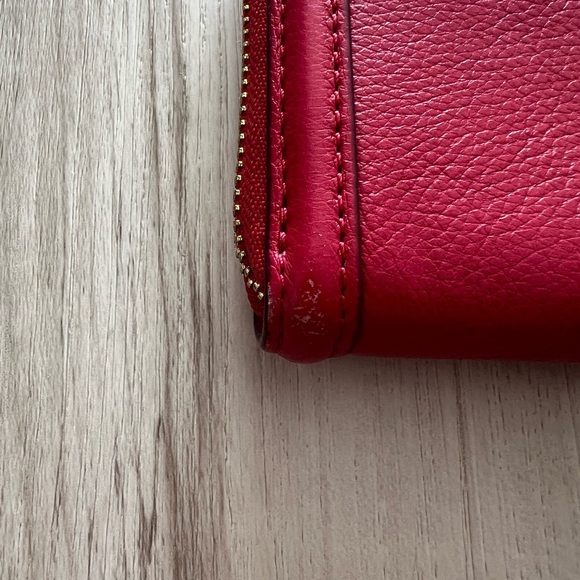 SOLD - Tory Burch Leather Zip Wallet - Picture 6 of 8